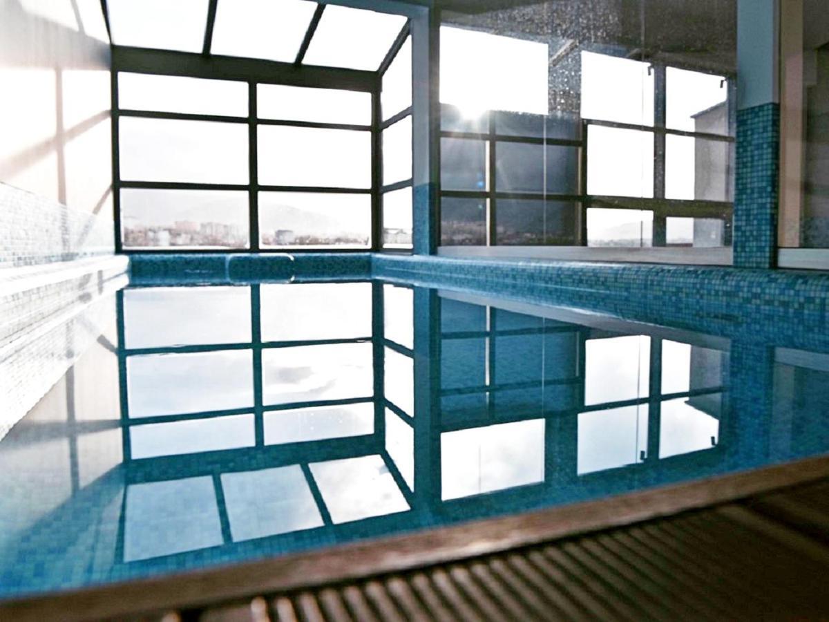 Mlynska 8 Apartament Z Prywatnym Basenem Bielsko-Biała Kültér fotó